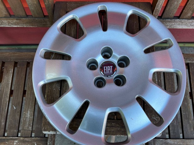 4 darab Fiat gyri dsztrcsa szett 16"