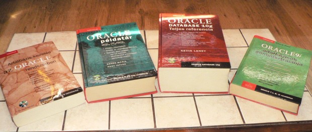 4 darab Oracle szakkönyv Adatbáziskezeléshez CD ROM melléklettel