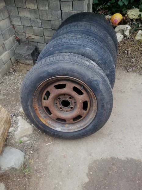 4,darab SEAT Kerk 165/70R14  M+S