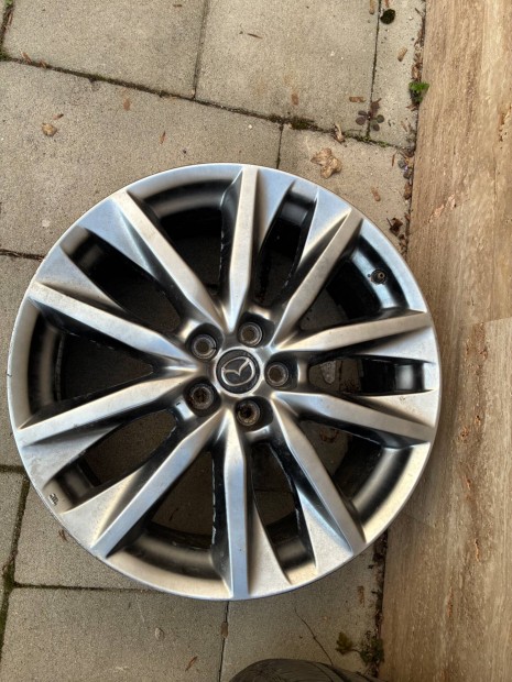 4 darab,gy�ri 20colos Mazda alufelni