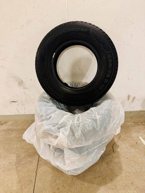 4 darab nyárigumi Continental Vancocamper 225/75 R16 CP