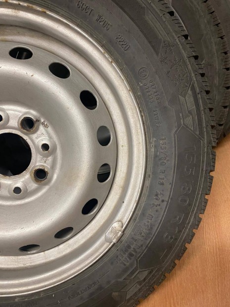 4 db 155/80/R13 Barum Polaris téli gumi lemezfelnin