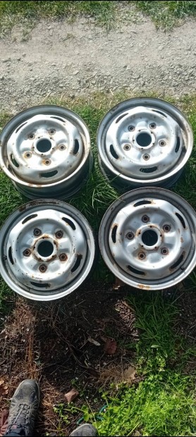 4 db 15" os ford lemezfelni