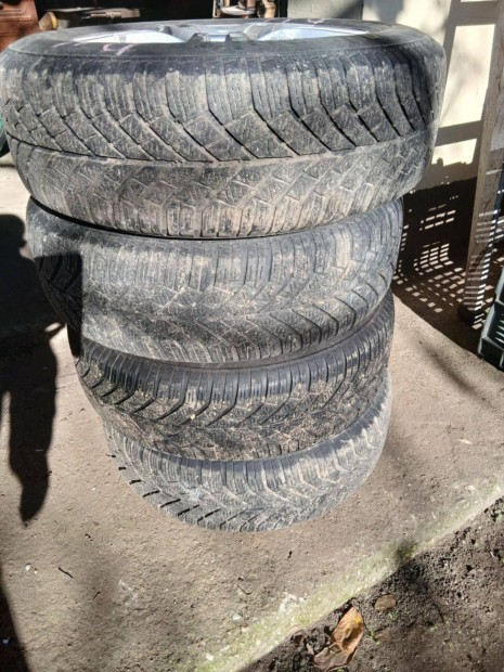 4 db 15 colos alufelnivel 195/65 R 15 91T tli gumi elad