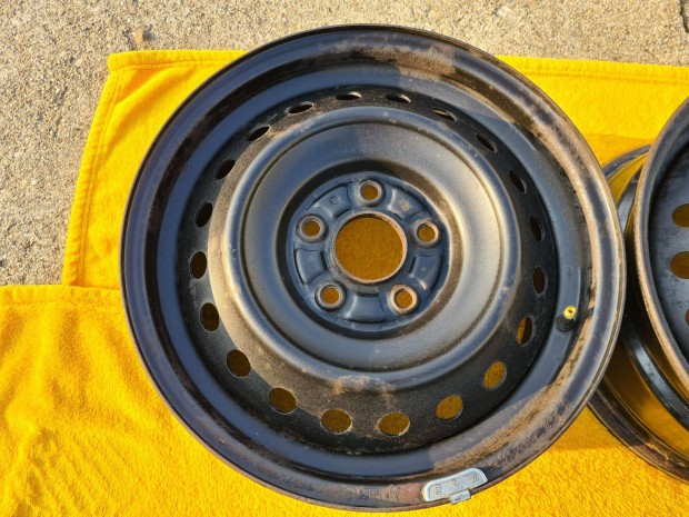 4 db 16" 5x114,3 Honda ac�lfelni