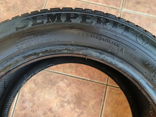 4 db 16"colos 205/55 R16 méretű Semperit téli gumi eladó