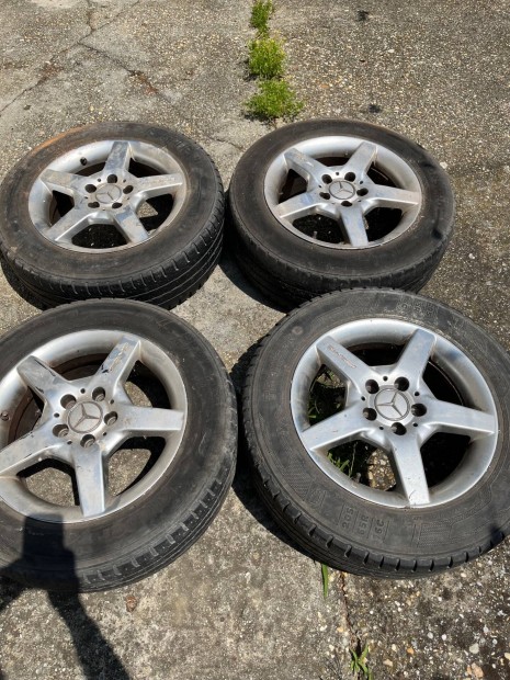 4 db 16 colos Mercedes alufelni gumival a képeken látható állapotban