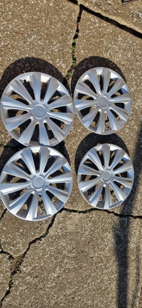 4 db 16-os dsztrcsa egyben.