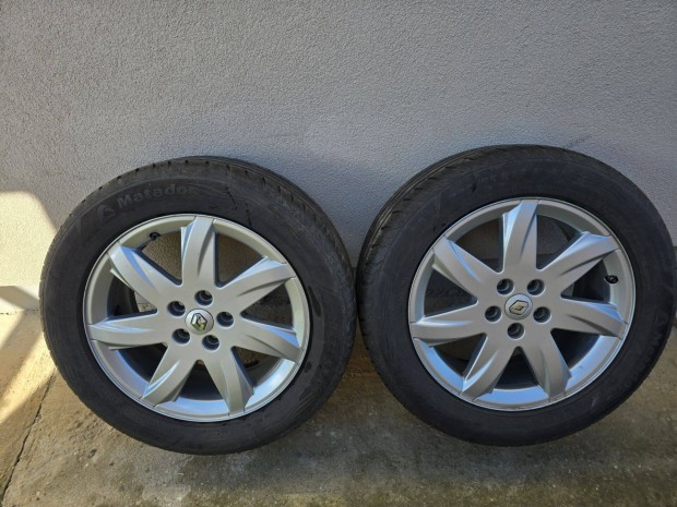 4 db 17" Renault alufelni, 225/55R17 Matador nyári gumikkal eladó!