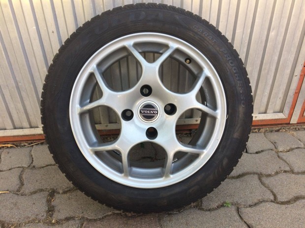 4 db 195/55R15, ET38, 4x114, 7Jx15H2, alu felni nyári elado