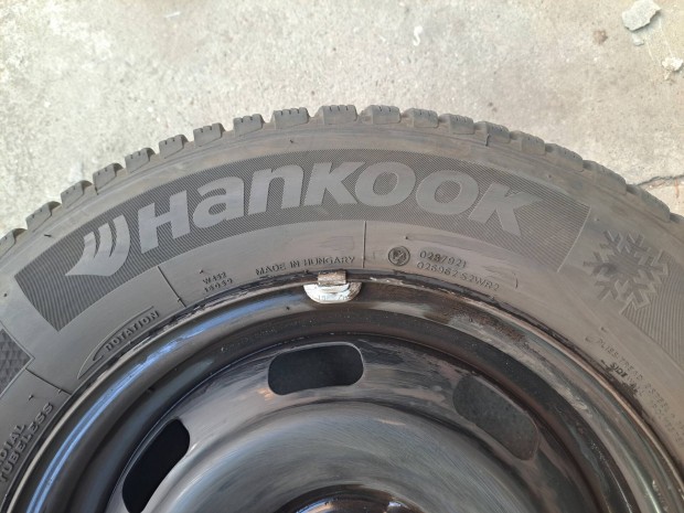 4 db 205/65r15 Hankook szinte j tli gumi felnivel