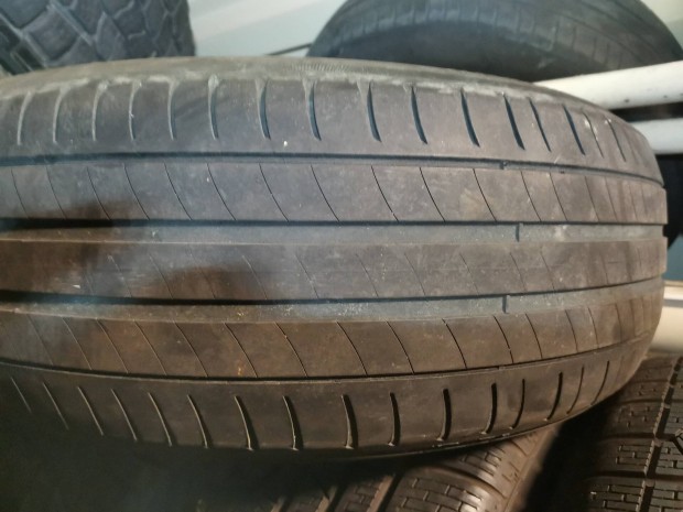 4 db 215/65r17 Michelin Primacy 3