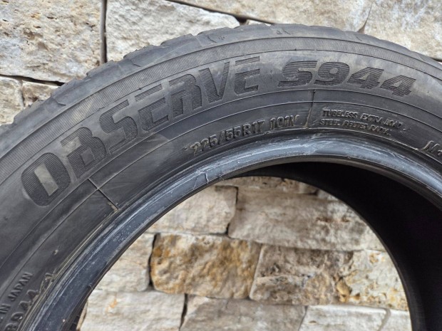 4 db 225/55R17 j llapot hasznlt tli gumi elad (Toyo Observe 5944