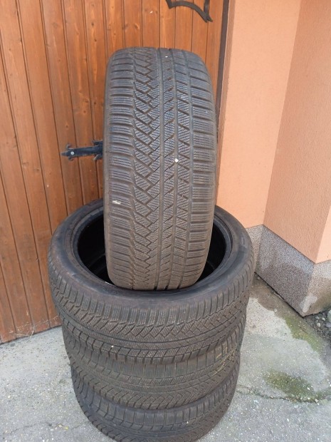 4 db 285/40/22 AUDI Q8 / SQ8 használt téligumik DOT 2023