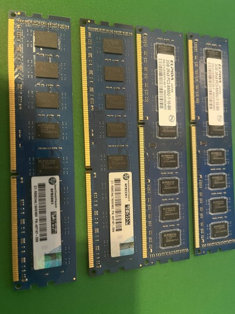 4 db 2 GB ddr3 ram