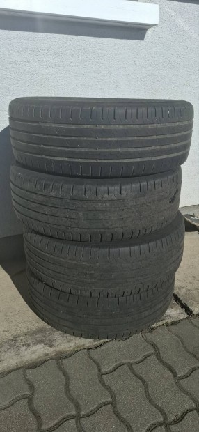 4 db Continental 215/55 r17 v ny�ri gumi