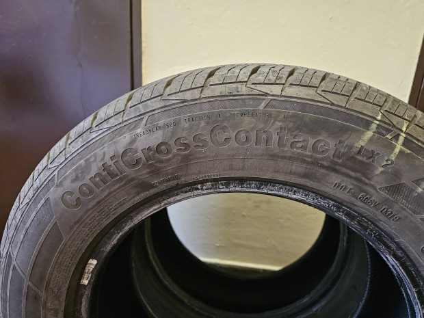 4 db Continental Conticrosscontact autgumi 215/65 R16i