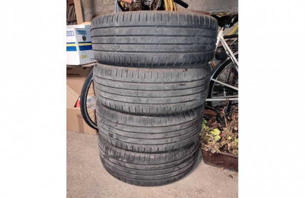 4 db Continental nyri gumiabroncs 215/55 R17 94 V