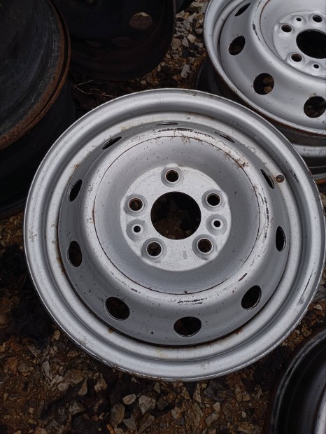 4 db Fiat Ducato Boxer Jumper lemezfelni 5x118 6x15 ET68