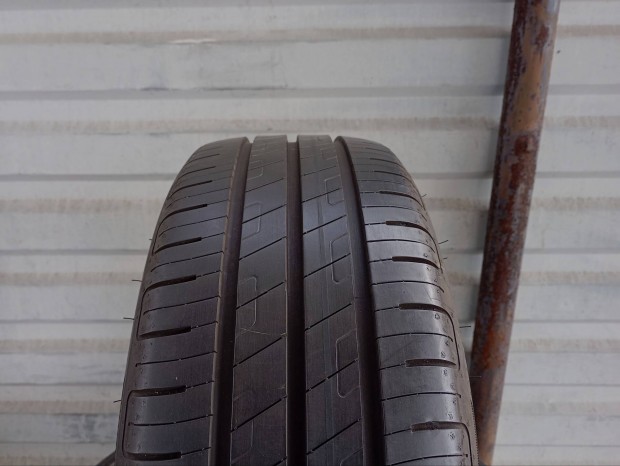 4 db Goodyear Efficientgrip Performance 195/45 R16 84V XL ny�rigumi