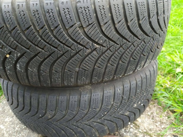 4 db Hankook téli gumi 5x100 lemezfelnin