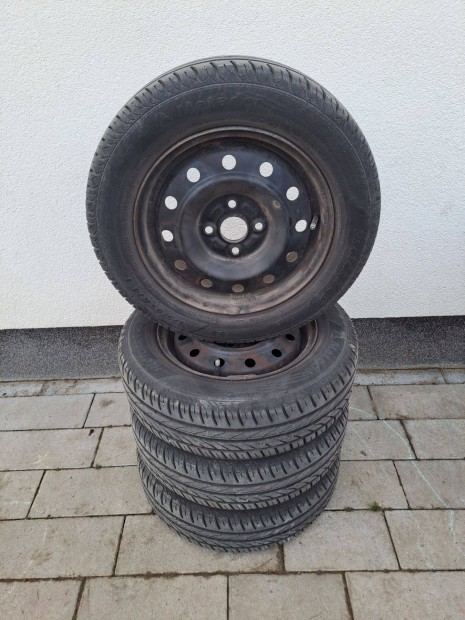 4 db Matador Hectorra ny�ri gumi ac�lfelnivel elad�