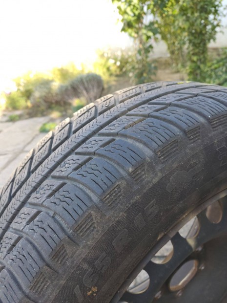 4 db Michelin 195/65R15 tli gumik