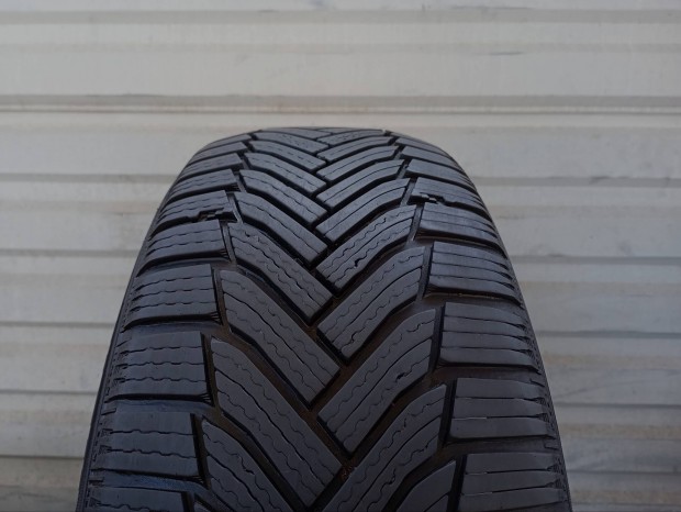 4 db Michelin Alpin 6 225/55 R17 101V XL