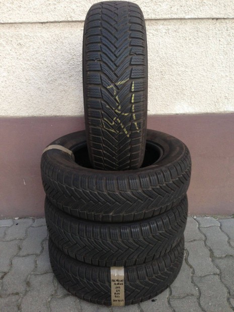 4 db Michelin Alpin A6 t�li gumiabroncs 195/65 R15 91T 7,5 mm -es