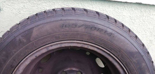 4 db Skoda Fabia 165/70R14 tligumi lemezfelnivel