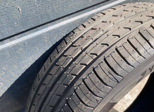 4 db �j Yokohama Bluearth-Es Es32 185/55R16 83V ny�ri gumiabroncs