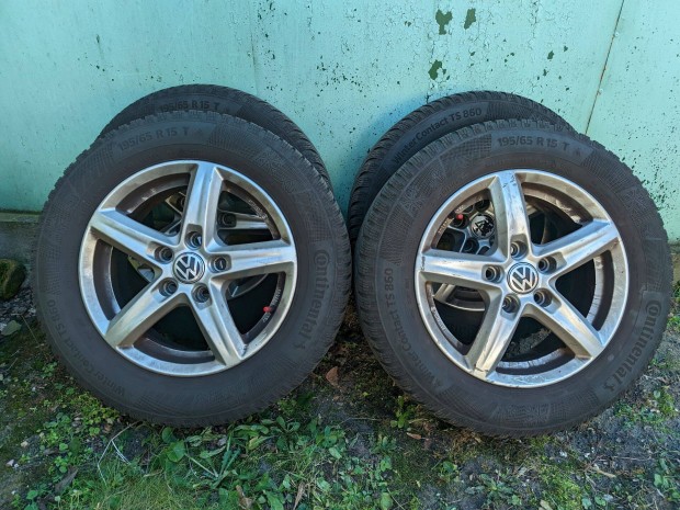 4 db VW Alufelni Continental teligumival