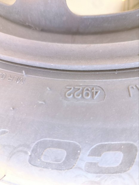 4 db Westlake ny�ri gumi 185/65 R15 + felni