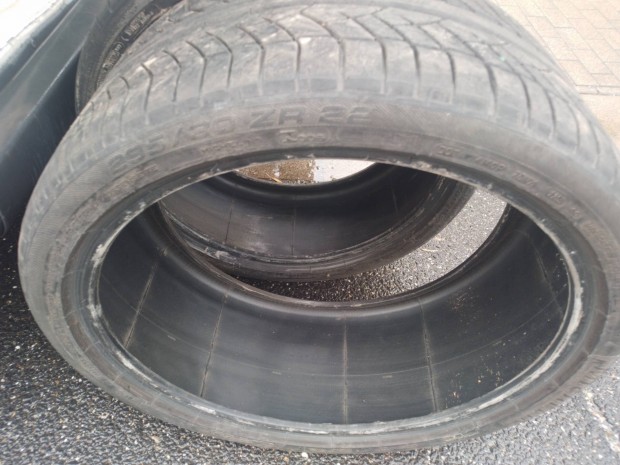 4 db XXL Porsche gumi 295 30 ZR 22 2db Michelin 2 db Pirelli