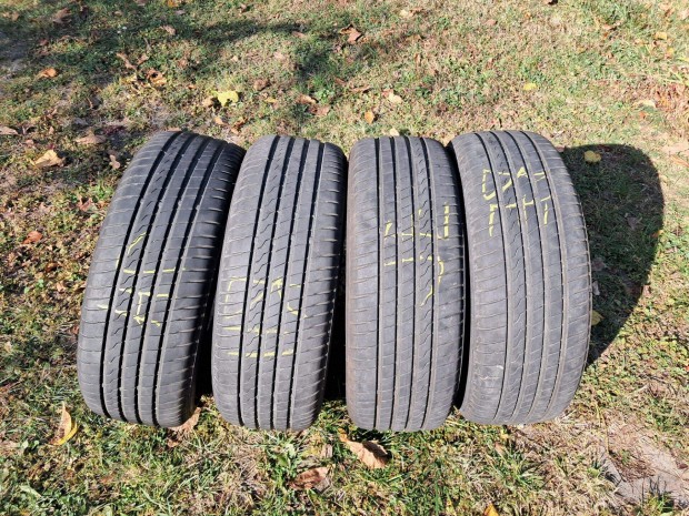 4 db. 205/60R16 Firestone Roadhawk abroncs