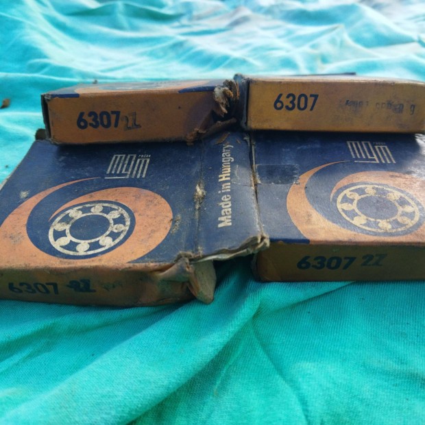 4 db, 6307. MGM radax 2 Z. csap�gy