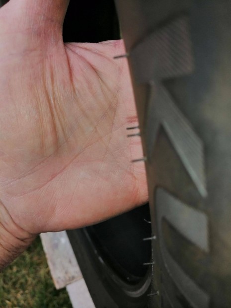 4 db. Kumho Crugen HP91 235/55 R18 100H elad�