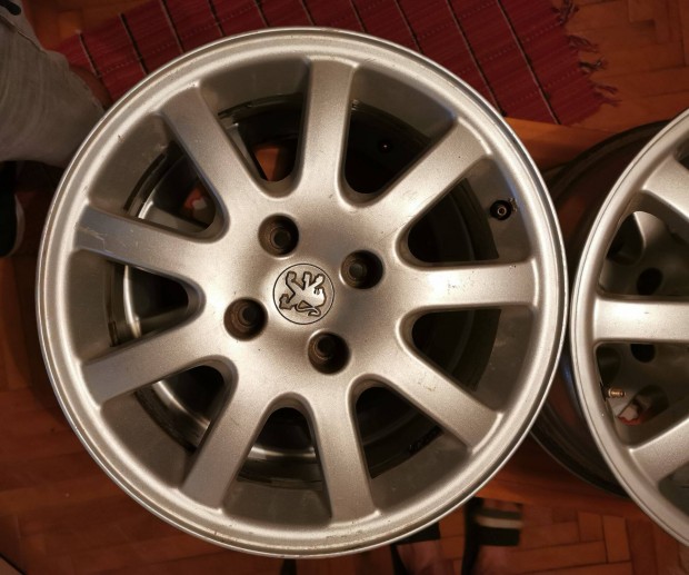 4 db. Peugeot alufelni