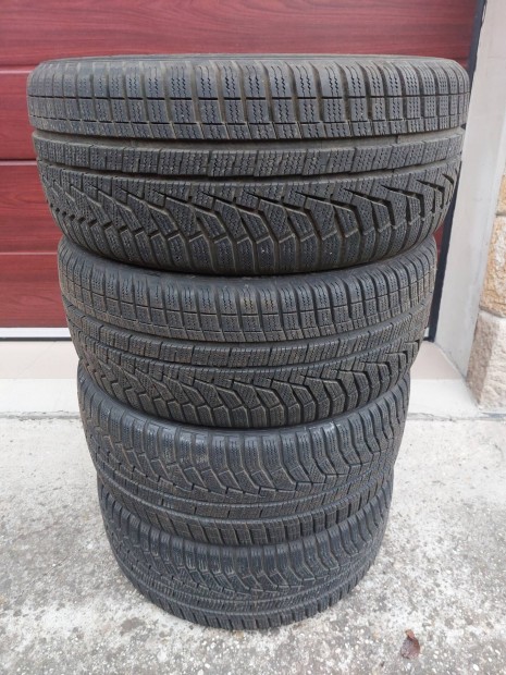 4 db, tli 225/45 R17 Hankook Wintericept Evo2