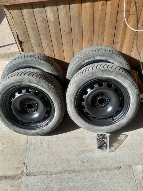 4 db ac�lfelni gumival, felfogat� csavarral