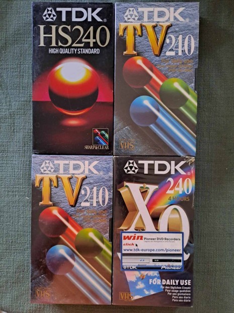 4 db bontatlan TDK - VHS