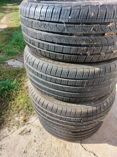 4 db gumiabroncs 225 / 45 / 17. Pirelli