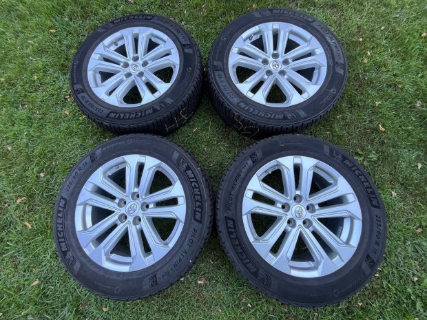 4 db gyári Toyota Rav4 18"alufelni Michelin téli gumival 225/60R18
