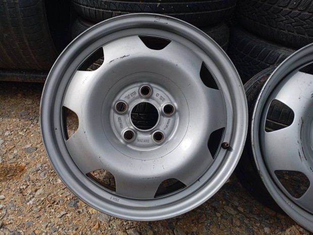 4 db gyári Volkswagen Transporter T5 T6 acélfelni 5x120 7x17 ET55