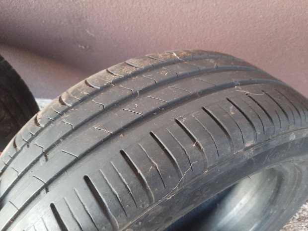 4 db nyári gumiabroncs 205/55-16