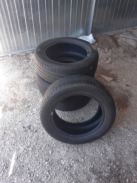 4 db nyri gumiabroncs 