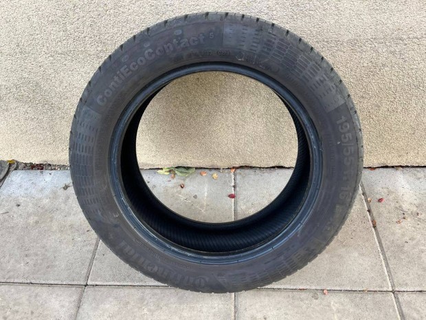 4 db nyrigumi, 195/55 R16, Continental