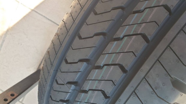 4 db új 215/60R17C (109/107T) Barum Vanis 3 nyárigumi dot:2524