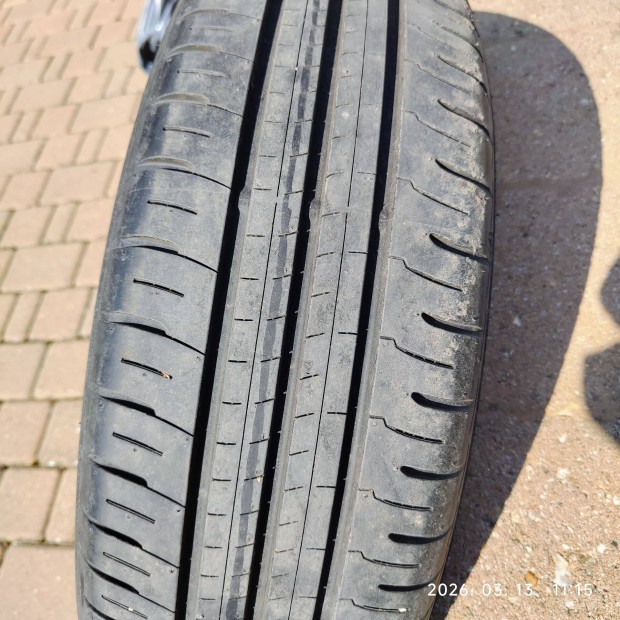 4 db �j Falken ny�rigumi 205/65R16 95H