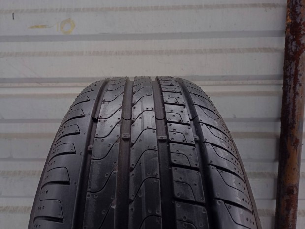 4 db �j dem� Pirelli Cinturato P7 205/60 R16 96V XL ny�rigumi